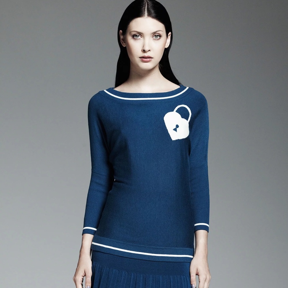 Catherine Malandrino heart locket sweater